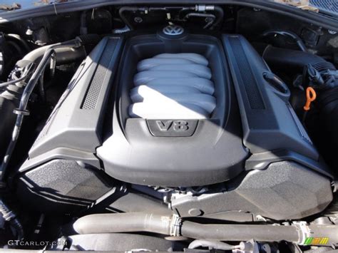 2004 Volkswagen Touareg V8 42 Liter Dohc 40 Valve V8 Engine Photo