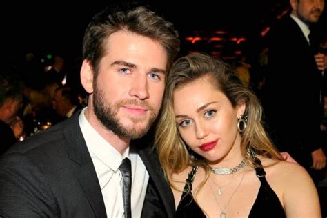 Miley Cyrus And Kaitlynn Carter Kissing In Italy After Respective Breakups