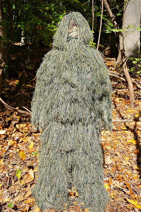 5 Useful Tips To Choose A Perfect Ghillie Suit Campthunder