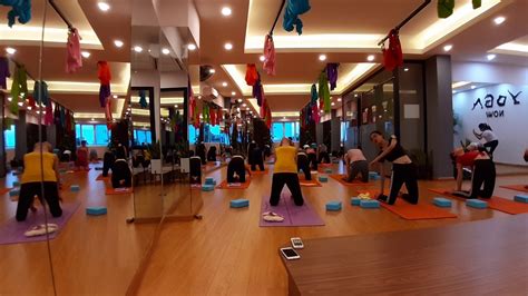 Intensive Back Bend Flexibility Yoga Class Yoga Nowmaster Praveen