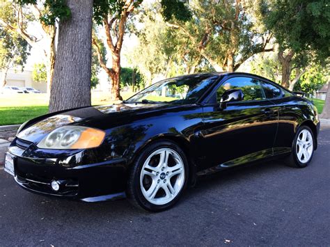 The hyundai tiburon delivers style and performance at affordable prices. Used 2004 Hyundai Tiburon GT at City Cars Warehouse INC