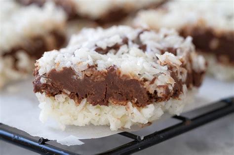 No Bake Chocolate Coconut Bars Recipe — Eatwell101
