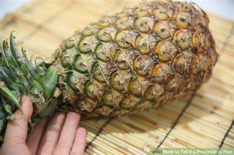 How to choose a pineapple: 3 Ways to Tell if a Pineapple Is Ripe - wikiHow