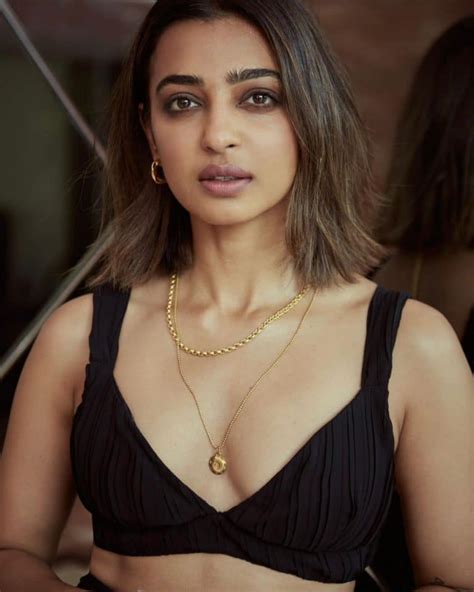 Radhika Apte Hairy Pussy Show Hd Video And Pics Filmy