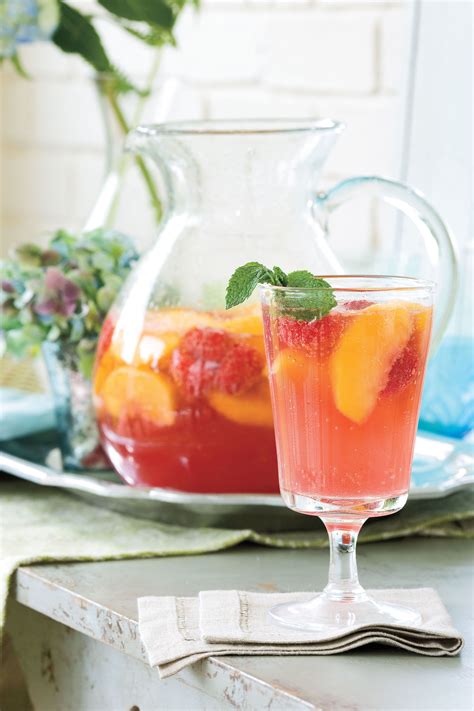 35 Southern Porch Cocktails Begging To Be Your New House Drink Peach