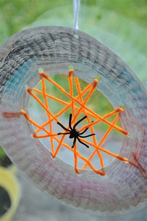 Kids Halloween Creepy Crawly Spider Craftivity