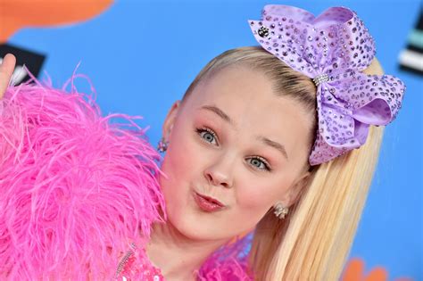 JoJo Siwa Addresses Makeup Kit Being Recalled For Containing Asbestos It Is Serious To Me