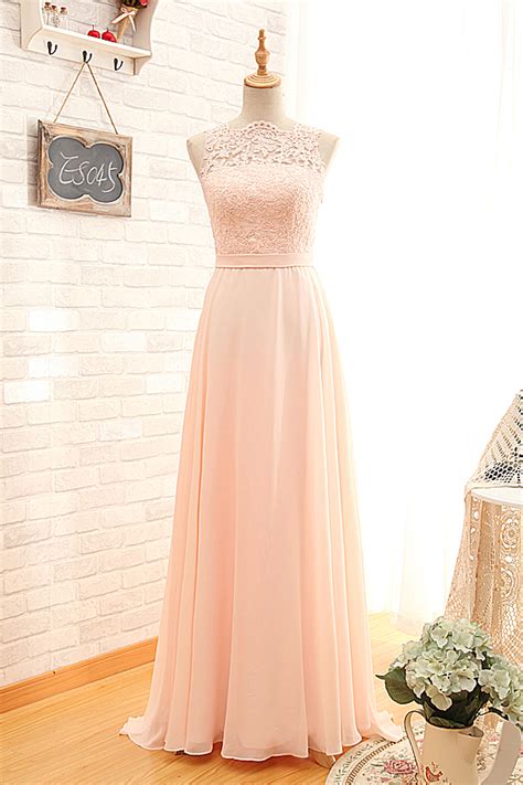 Equal parts sweet and chic, lace bridesmaid dresses are just the thing for showing off a bit of elegant flair. Cheap Sexy Open Back Vintage Blush Lace Bridesmaid Dresses ...