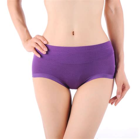 Sexy Underwear Women Seamless Panties 2017 Fashion Soft Modal Solid Elastic Mid Rise Briefs