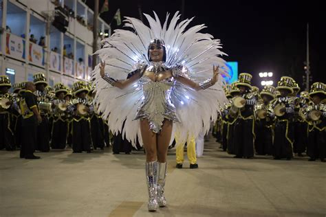 Karneval In Rio De Janeiro 2019 Die Schönsten Bilder Der Sambaschulen