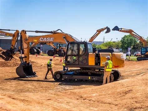 Case Construction Equipment Launches Brand New Cx 220c Lc Heavy Duty