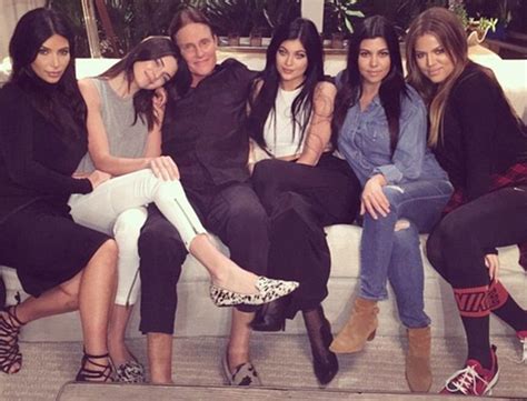 Kendall And Kylie Jenner Respond To Dad Bruce Jenners Gender Transition