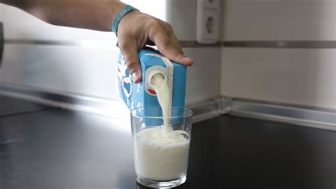 You Ve Been Pouring Milk Wrong YouTube