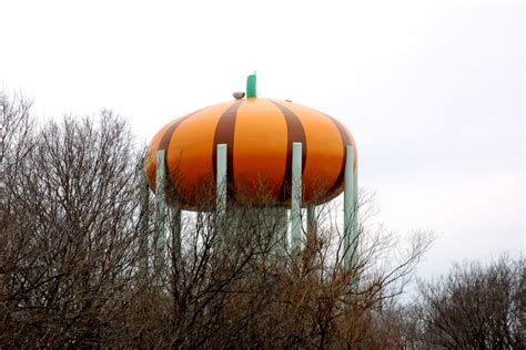 The Coolest Most Interesting Water Tower Tanks In America