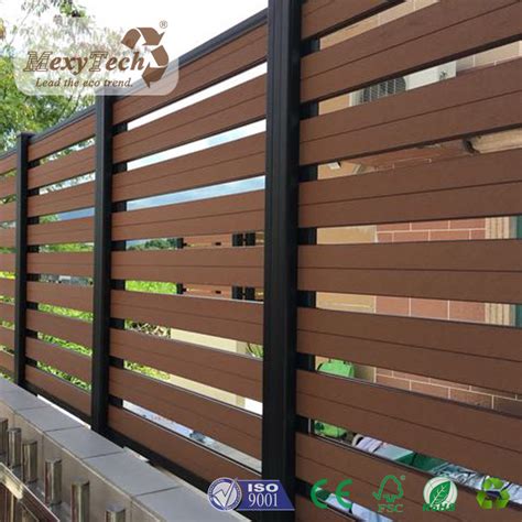 China Foshan Manufacture Garden Fence Wpc Composite Board China