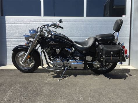 Showing and riding my 13 year old 2000 yamaha v star 1100 classic. Canada Moto Depot - 2000 Yamaha XVS 1100 V-Star