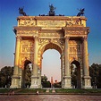 Arco de la Paz, Milán Indoor Courtyard, George Washington Bridge, Rome ...