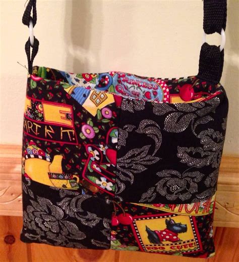 Mary Engelbreit Hipster purse #diy #handmade #cherries #purse | Hipster purse, Diy purse, Diy 