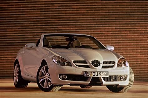 A massive amount of money can be saved by purchasing a used merc as apposed to a new version and the condition and quality of the car can still be. Used Mercedes-Benz SLK-Class for Sale: Buy Cheap Pre-Owned Mercedes