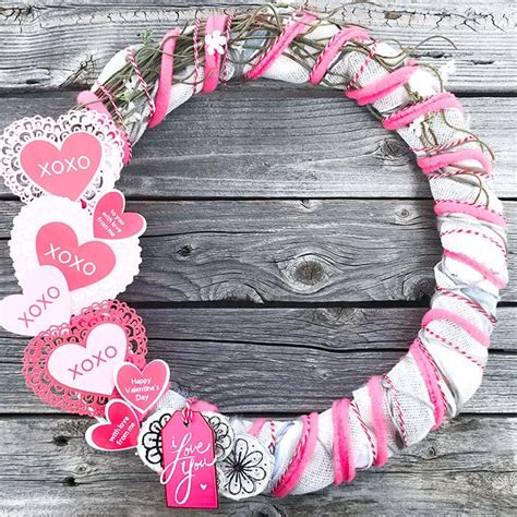 Diy Valentines Wreath 100 Directions