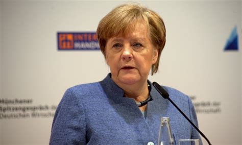 Angela Merkel Zamknie Swoje Konto Na Facebooku