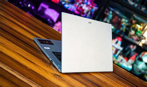 Geek Review Acer Swift Edge Sfa16 41 Ultrathin Oled Laptop Geek