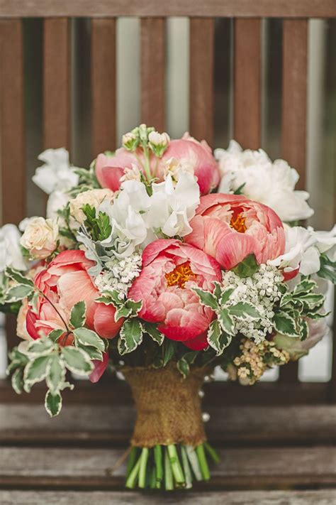 Bouquet Bride Bridal Flowers Peonies Summer Relaxed Rustic