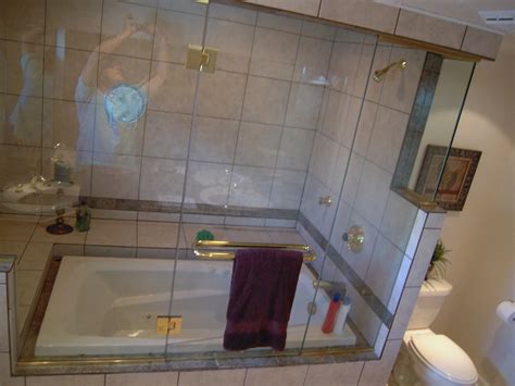 Bild von domus inn, rom: Bathroom Floor Plans With Shower Only | Home Decorating ...
