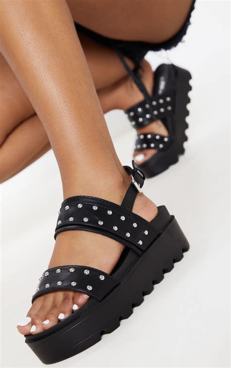 Black Studded Twin Strap Chunky Flatform Sandal Prettylittlething Ie