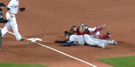 Prince Fielder Belly Flop Tigers Star Gets Caught In Rundown Misses