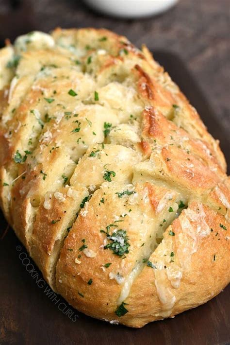 Delicious Garlic Cheese Pull Apart Bread Easy Recipes To Make At Home