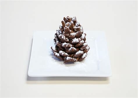 Quick And Easy Snowy Chocolate Pinecones Recipe Christmas Food