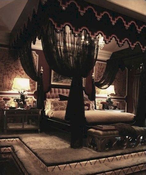 Captivating Gothic Canopy Bed Curtain Design Ideas With Victorian