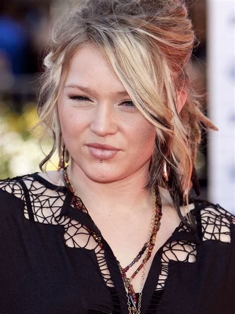 Crystal Bowersox Singer Musician Reality Cast Member Tv Guide