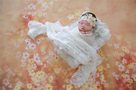 10 Cute Baby Poses To Inspire Your Next Baby Photography Session