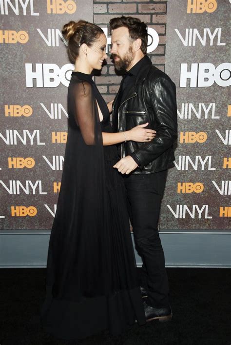43 Sweet Moments Between Jason Sudeikis And Olivia Wilde That Will