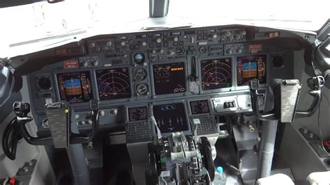 Boeing 737 Ng Cockpit In Hd Cabina Boeing 737 Ng En Hd Youtube