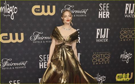 Amanda Seyfried Wins Best Actress In Limited Series At Critics Choice