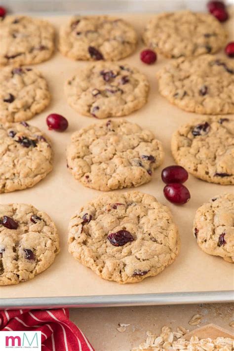 Soft And Chewy Cranberry Oatmeal Cookies Recipe