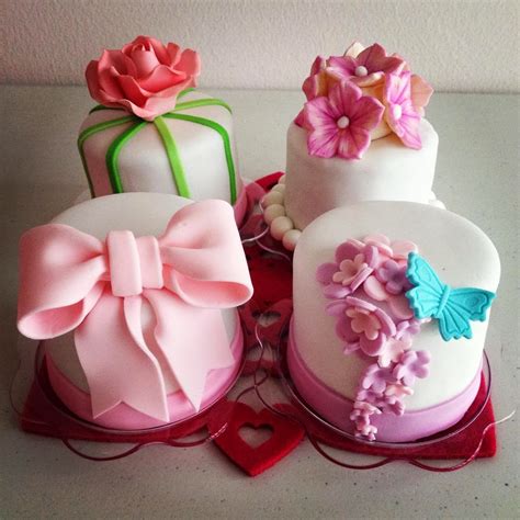 The Pink Treats By Leiralala Elegant Mini Cakes