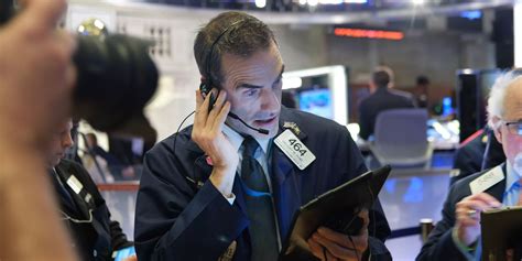 Global Stocks Rise After Us Jobless Claims Tumbled To Their Lowest