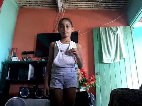 Minha irmã de 8 anos dançando passinho dos maloka funk | richvlog → pode me seguir nas redes sociais eu deixo : menina de 9 anos dançando - YouTube
