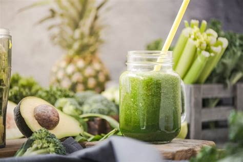 If you want to lose weight with smoothies you can choose the ingredients according to your goals. Nutri Ninja Weight Loss Smoothie Recipes / Kiwi Ginger ...