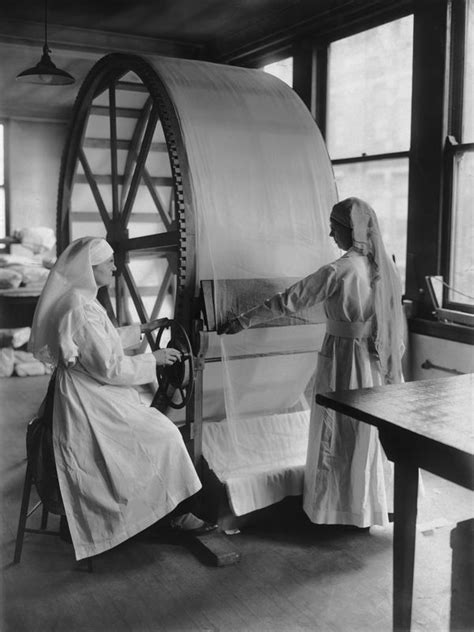 19 Photos Of Women Working 100 Years Ago Huffpost Medical