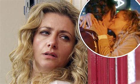 Emmerdale Star Louisa Clein To Leave The Soap As Paedophile Maya Stepney Is Finally Arrested