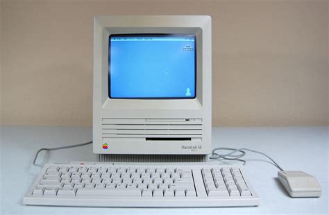 Today In Apple History Macintosh Se Fdhd Adds Superdrive Disk Drive