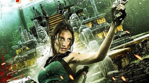 Lara croft, the fiercely independent daughter of a missing adventurer, must push herself beyond her limits when she finds herself on the island where her father disappeared. Tomb Invader 2018 Full Movie (Tomb Raider Copycat) - YouTube