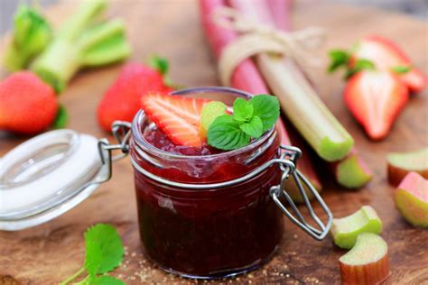 Utilisation écorce privé confiture rhubarbe micro onde module phrase