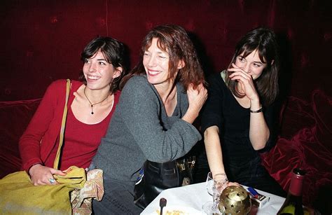 Jane Birkin Ses Filles Kate Charlotte Et Lou Son Bonheur Absolu Elle