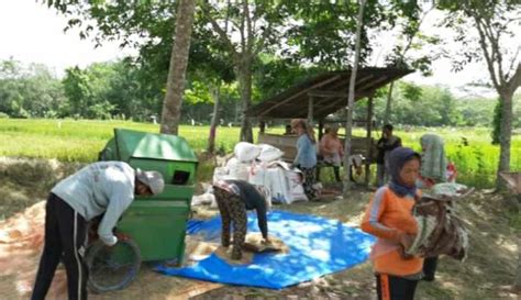 Penggunaan Alsintan Dalam Pasca Panen Padi Sawah Di Kecamatan Tabir Ulu Oerbancom